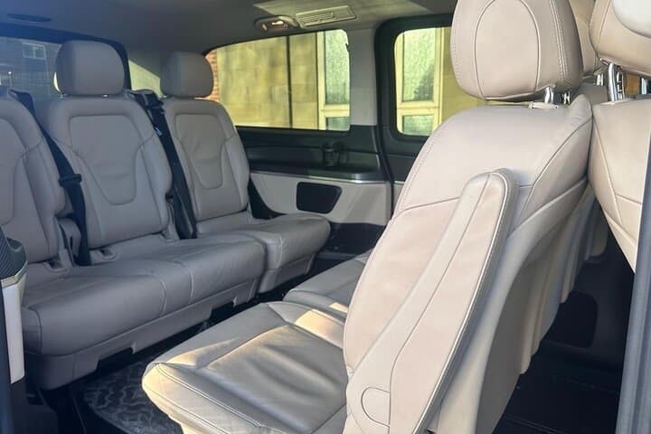 Executive MPV