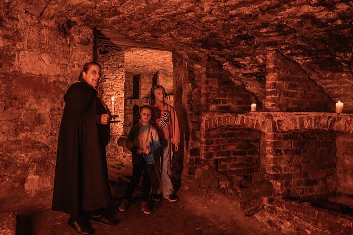 Kids Multi-Sensory Underground Vaults Tour in Edinburgh