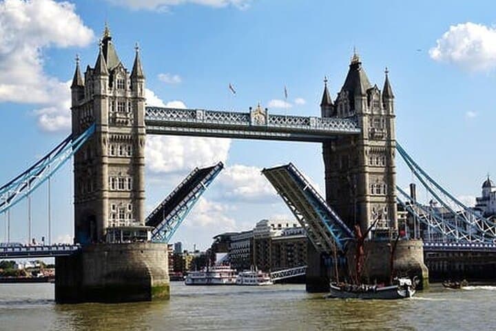 Tower Bridge