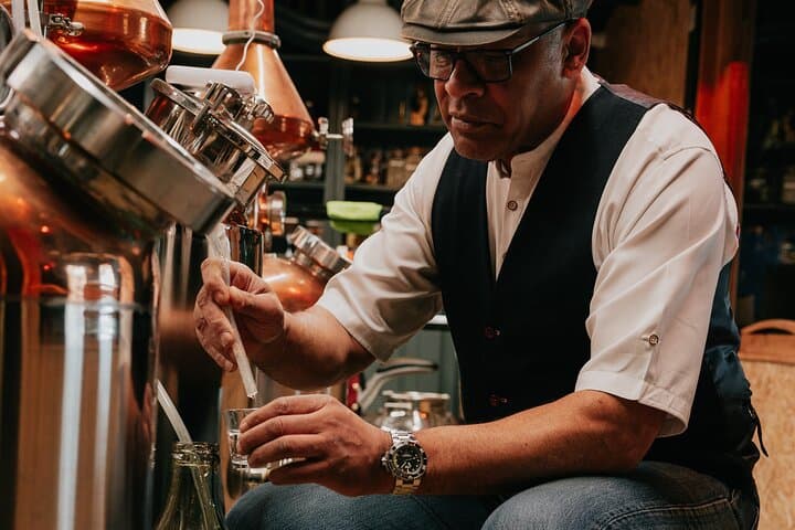 Hooting Owl Distillery York - Distillery Tour & Gin Tasting