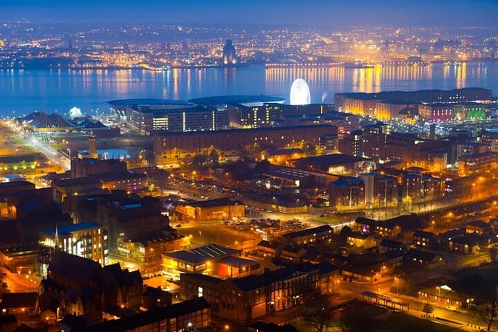 Transfer Liverpool Airport (LPL) to Liverpool City Center