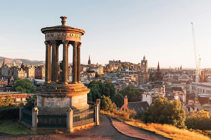 Private Walking Tour of Edinburgh Old Town