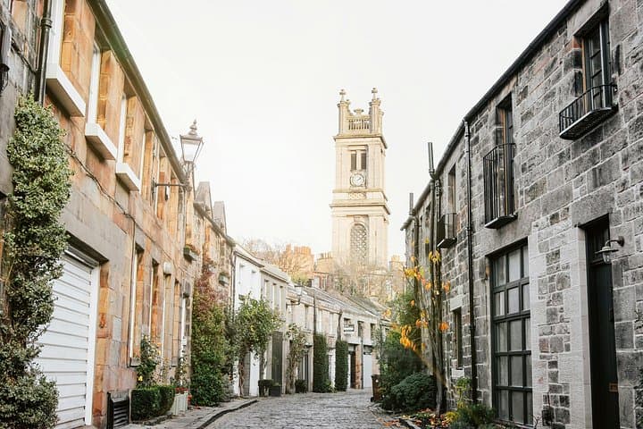 Private Walking Tour of Edinburgh Old Town