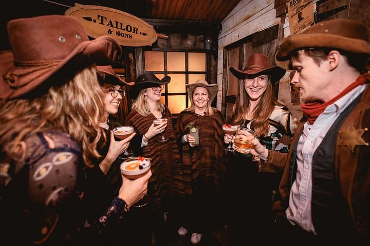 Moonshine Saloon: Western Cocktail Experience in London