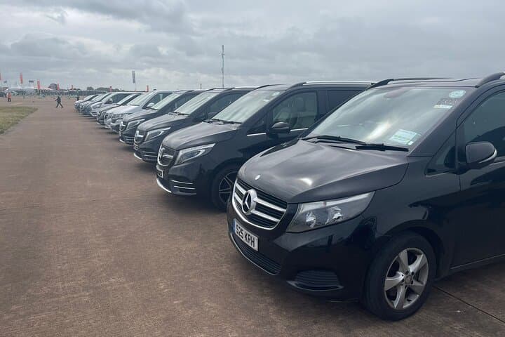 Private Car Transfer from London City Center To Southampton