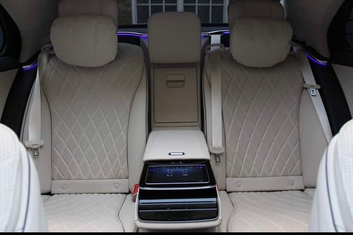 Private Limo Driven Transfers London City Center To Dover Port