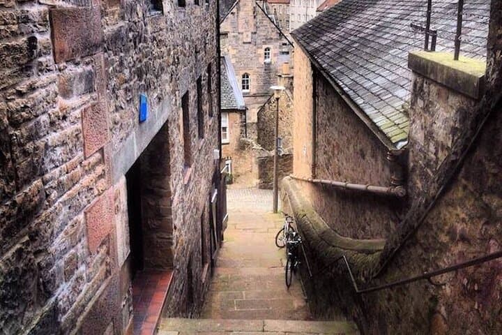 Historic buildings and lanes