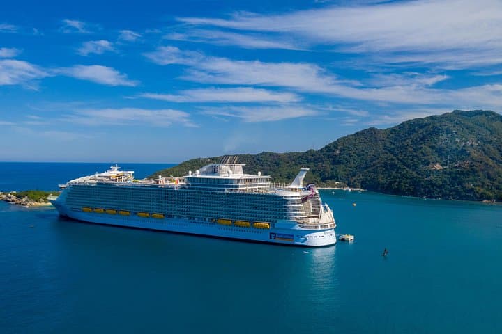 Cruise port