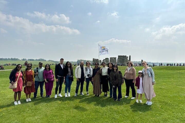 From Birmingham Stonehenge and Bath Day Tour