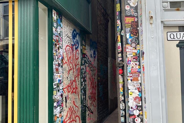 Brighton Self-Guided City Walking Tour & Scavenger Hunt