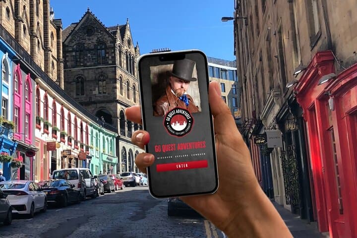 Edinburgh Royal Mile Self Guided Treasure Hunt & Exploration Game