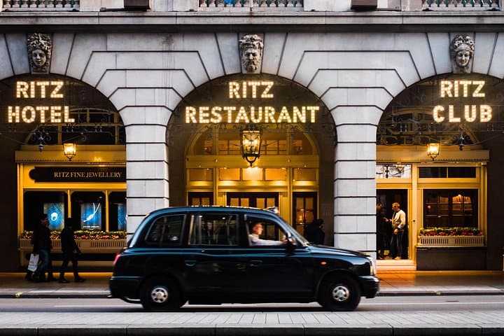 A Camp Self-Guided Tour of London with Paul Baker