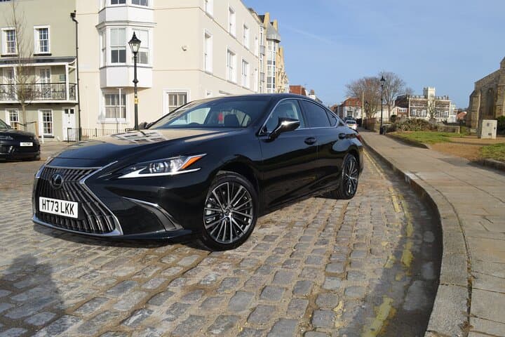 Portsmouth Private Transfer To or From London
