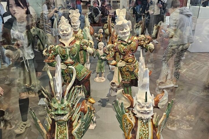 Chinese tomb figures