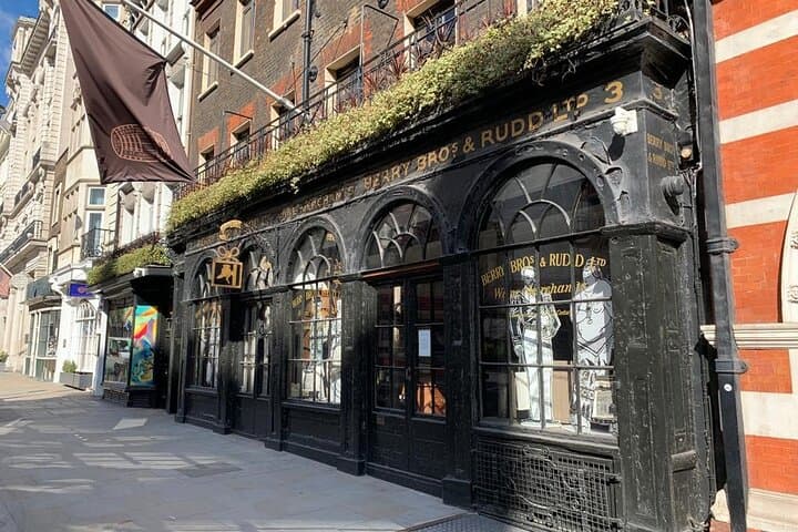 walking tour of St James's