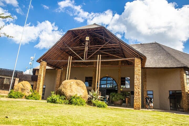 "Golfing in the Wild: Ultimate African Golf Safari Adventure"