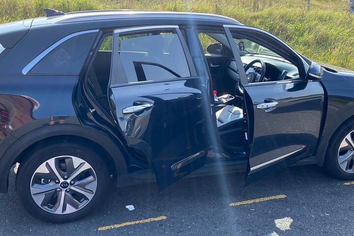 One Way Taxi Transfer from Heathrow Airport to Gatwick Airport