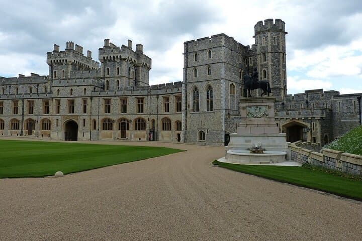 Windsor, Stonehenge Winchester Tour Private includes entry passes