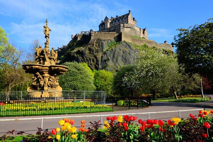 Enlightenment in Edinburgh: A Self-Guided Walking Tour