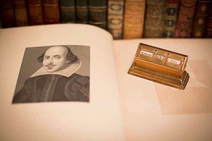 A Self-Guided Walking Tour of Shakespeare’s London