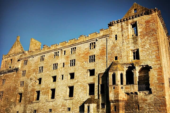 A Queen's Tale: The Life of Mary Queen of Scots Private Day Tour