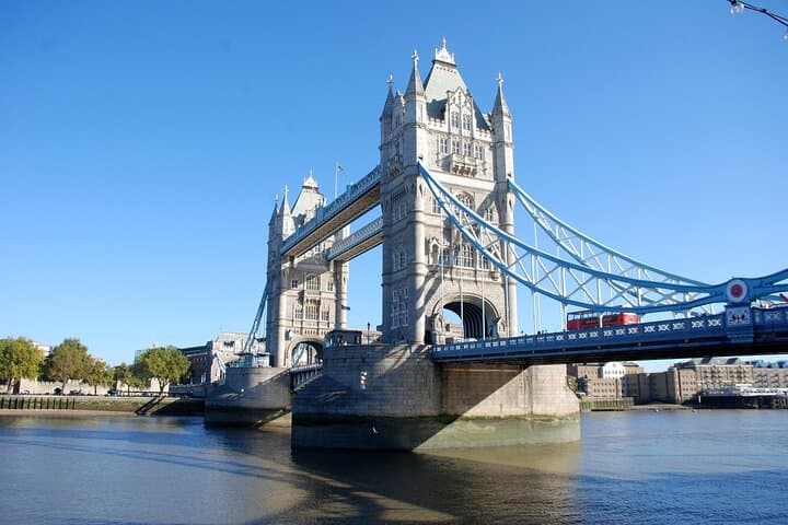Private Harry Potter Tour in London in Luxury Vehicle