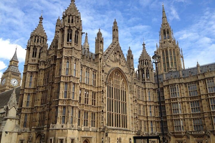 Half Day London Private Tour with Entry to Westminster Abbey