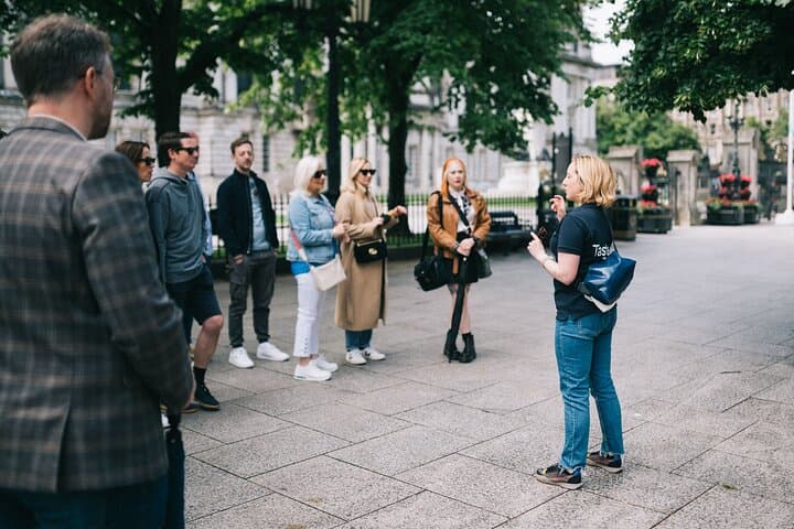 Sunday Brunch Tour through Belfast with Cocktails