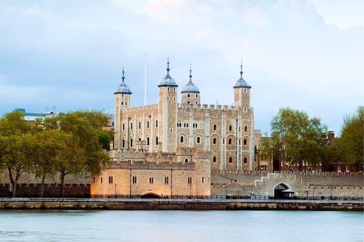 Private Fully Customised London City Tour by Car - 10 hours