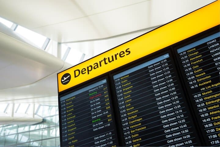 To and from Southampton Cruise Port to Heathrow Via Stonehenge