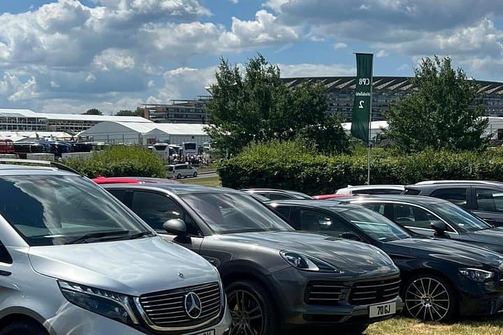Private Luxury airport transfer