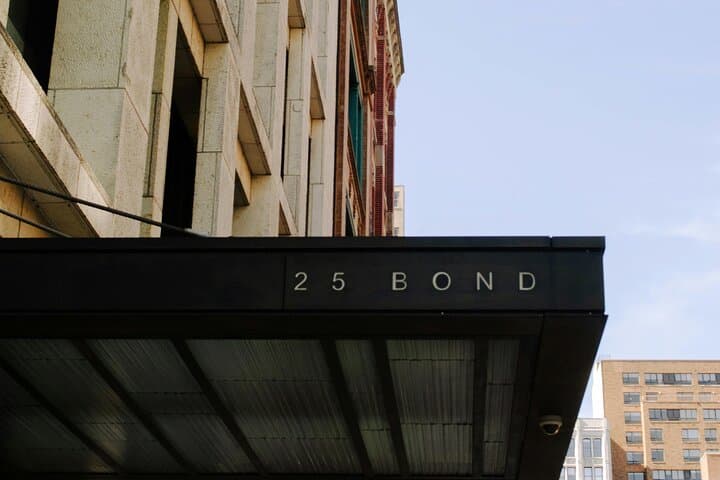 London: Elegance and Heritage Mayfair Walking Tour