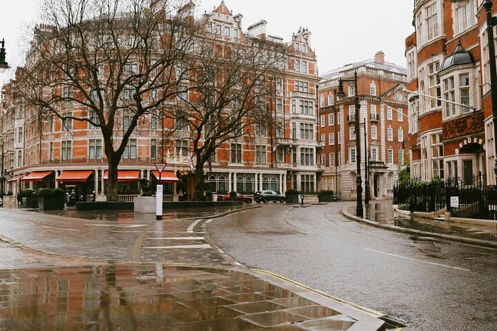 London: Elegance and Heritage Mayfair Walking Tour