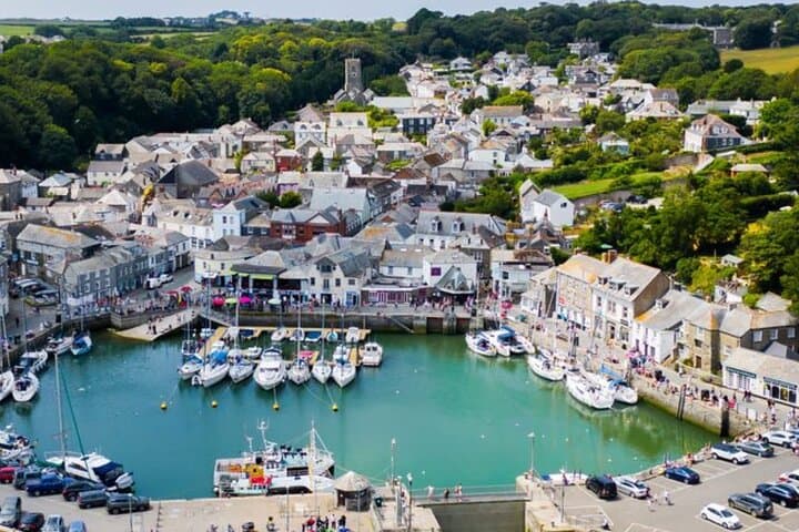 Idyllic fishing villages...
