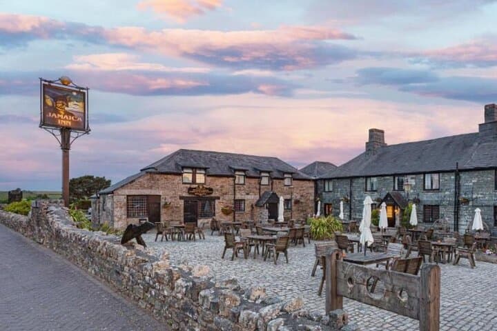 Smuggling haunts and old Inns...