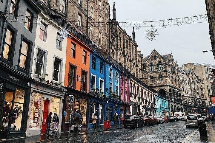 Victoria Street, Heart of Edinburgh Old Town