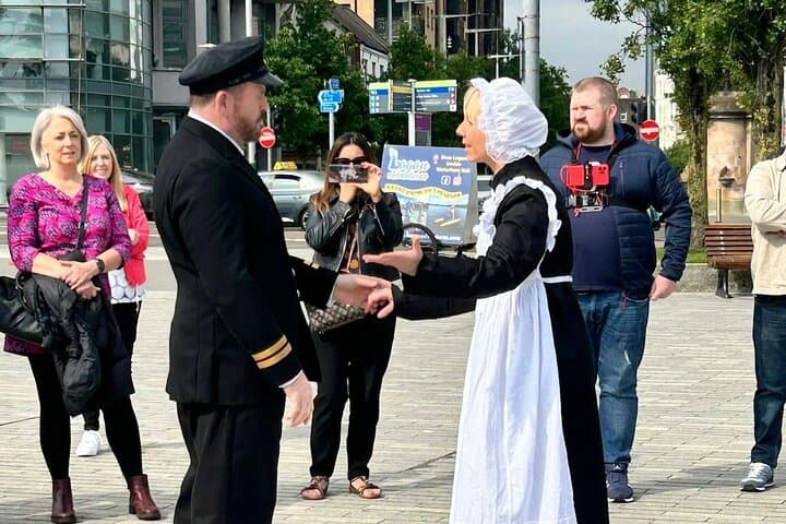 Titanic Officer James MUlholland and his wife, Patricia.