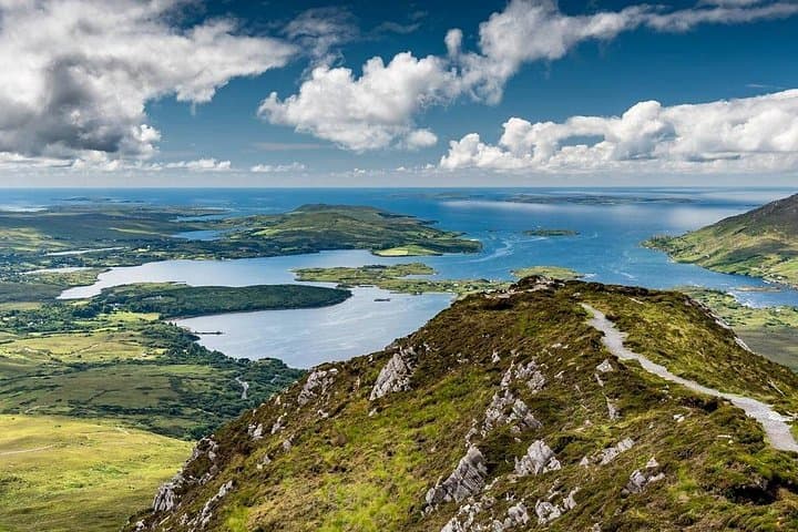 8 Day London Dublin and The Royal Atlantic by Ferry and Rail Tour