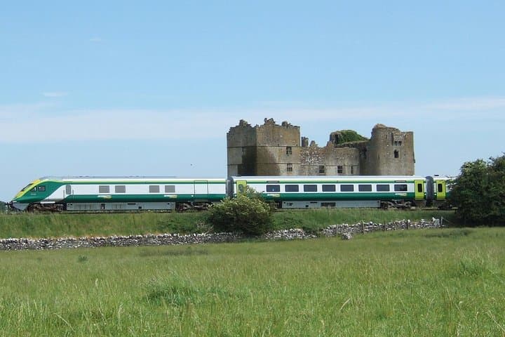 8 Day London Dublin and The Royal Atlantic by Ferry and Rail Tour