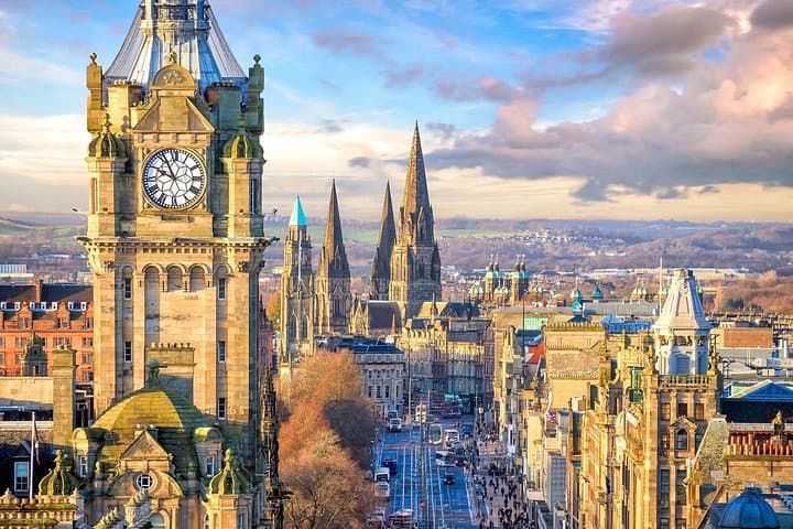 St Giles' Cathedral and Edinburgh Castle Private Guided Tour