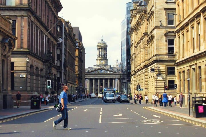 Glasgow Unlocked: Exclusive Private Walking Adventure