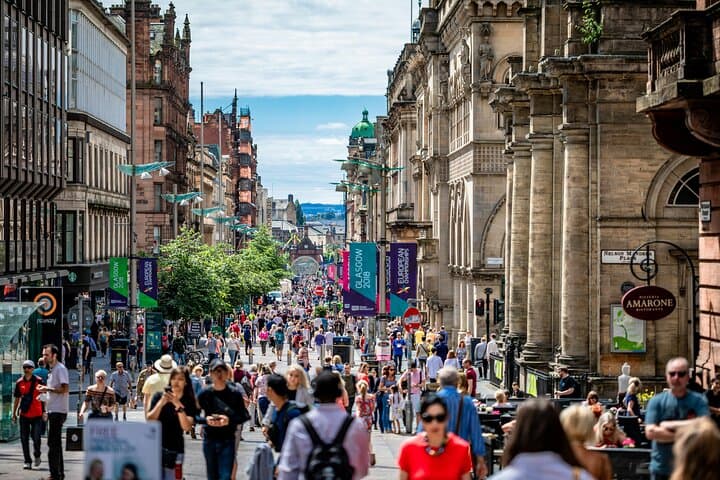 Glasgow Unlocked: Exclusive Private Walking Adventure