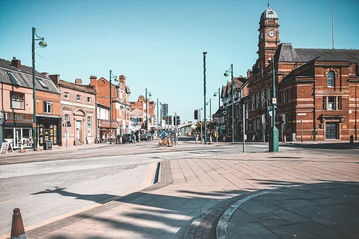 Manchester Exclusive 2 Hours Private Walking Journey