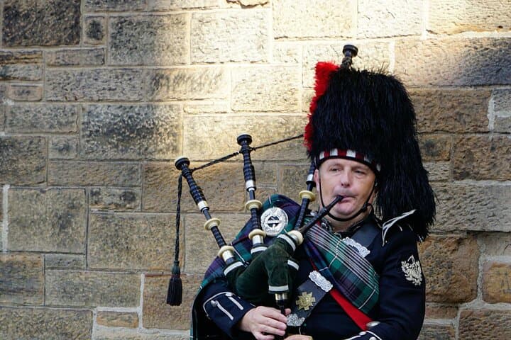 Architectural Edinburgh: Private Tour with a Local Expert