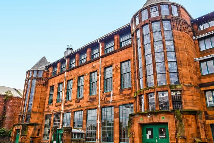 Historic Glasgow: Exclusive Private Tour with a Local