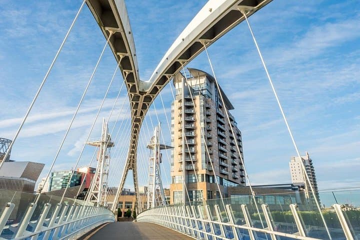 Historic Manchester: Exclusive Private Tour with a Local