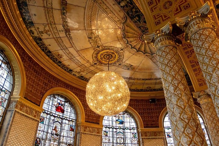 Victoria and Albert Museum Private Tour