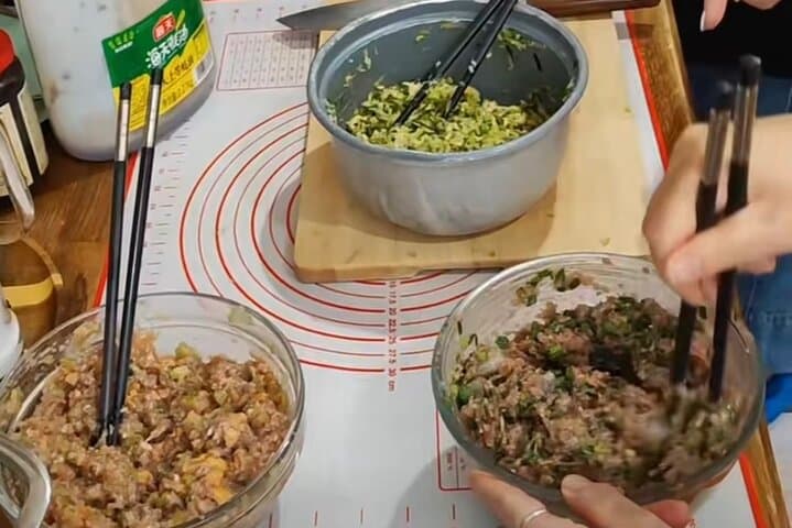 London 3 hours authentic Chinese dumplings private class for 2-6