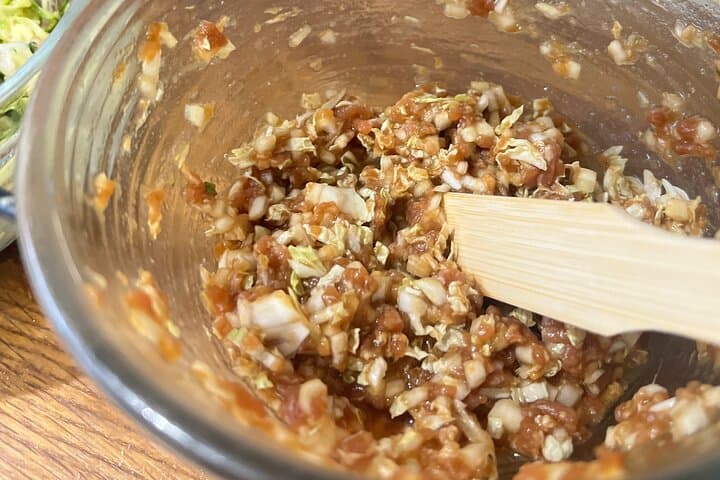London 3 hours authentic Chinese dumplings private class for 2-6