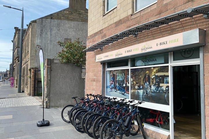 Stunning Edinburgh E-bike Tour max 10 people small group